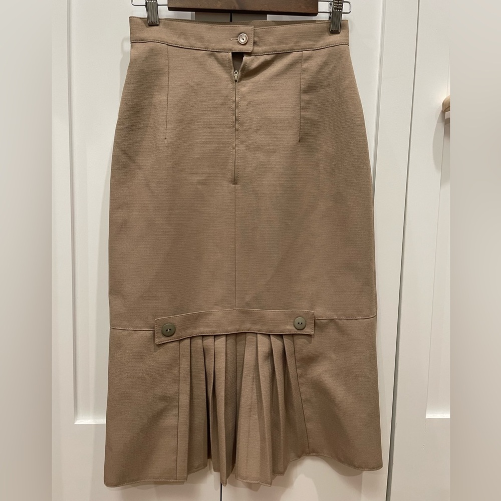 Pleated Pencil Skirt-found in Paris!